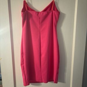 Hot pink Windsor homecoming dress never worn